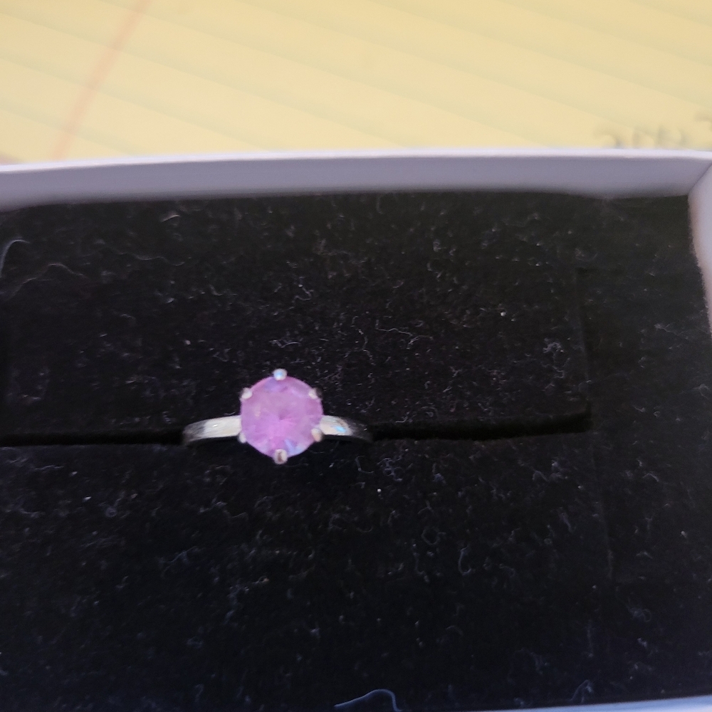 Elegant Vintage Purple Stone Ring
